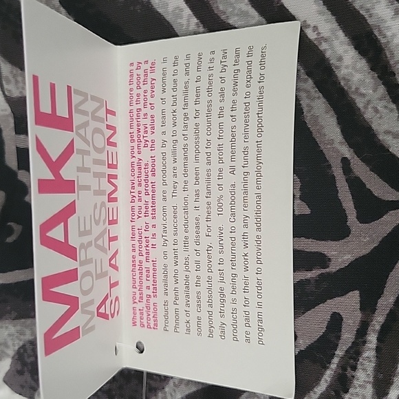 BYTAVI Animal Print Skirt Size Small - Picture 7 of 7